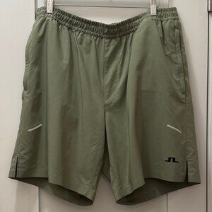 J.Lindeberg Novo Pro Pack Shorts in Oil Green